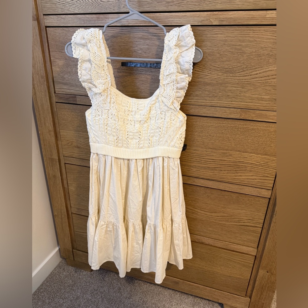 En Saison Cream Lace Dress
